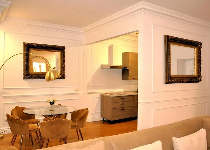 Colosseum Panorama Penthouse With Terrace By Hostand Apartment